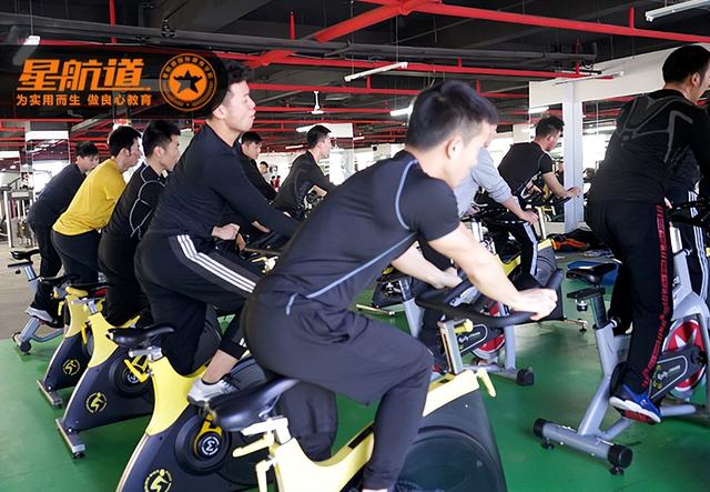 健身教练无基础可培训上岗，急招健身教练无经验可培训？
