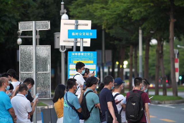 网络直播是怎样挣钱的，网上直播怎么挣钱？