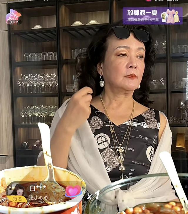 绿幕抠图直播需要的环境（绿幕抠图直播有黑边）