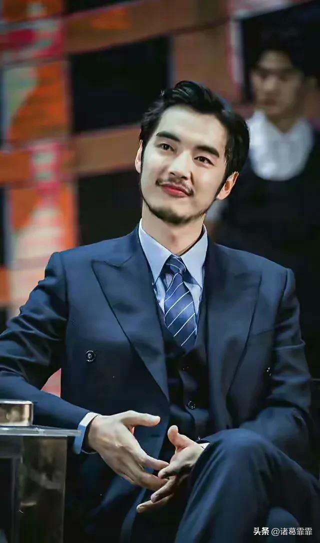 金世佳本名，金世佳粉丝名向日葵？