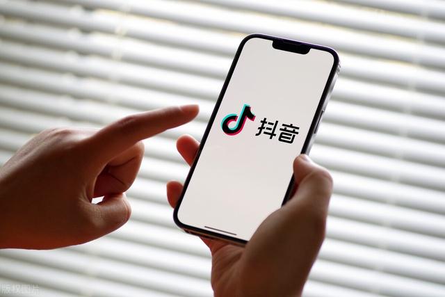20的销售话术，520活动朋友圈话术？"