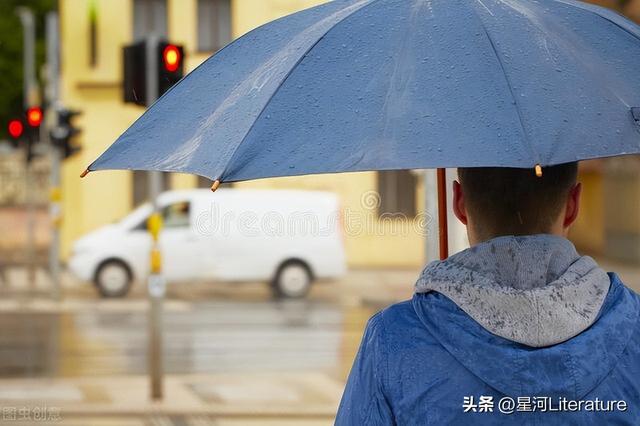 倾盆大雨的说说发朋友圈图片，倾盆大雨的说说发朋友圈图片大全？