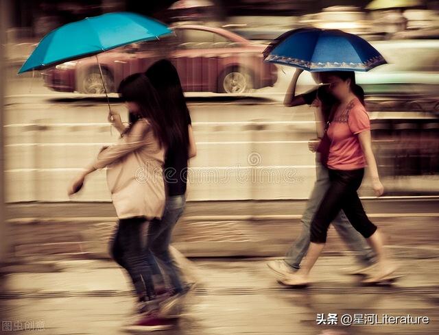 倾盆大雨的说说发朋友圈图片，倾盆大雨的说说发朋友圈图片大全？