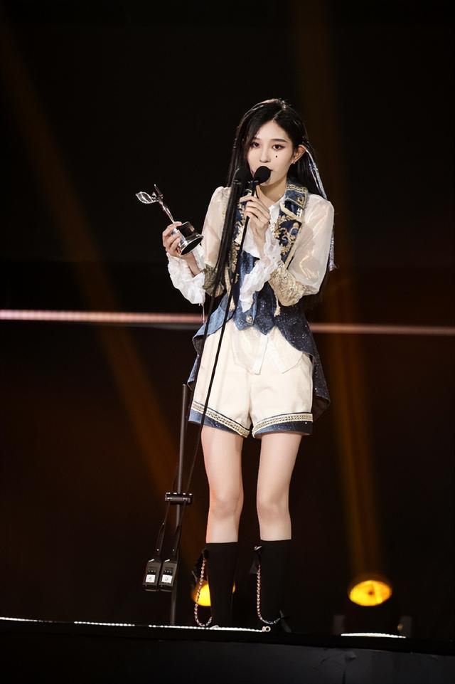 snh48在哪个平台直播（snh48成员用什么软件直播）