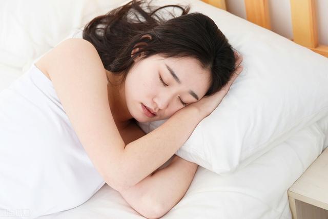 好困想睡觉朋友圈说说图片大全，好困想睡觉朋友圈说说图片可爱？
