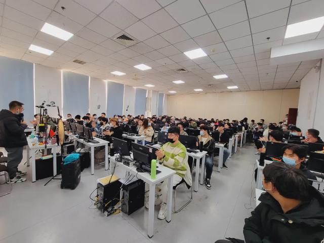 北京新媒体培训机构排名，教培机构新媒体运营？