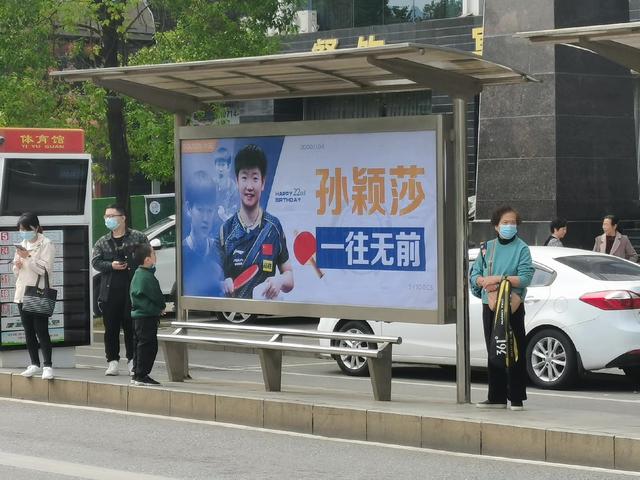 鸭血粉丝图片高清，花甲粉丝图片高清？