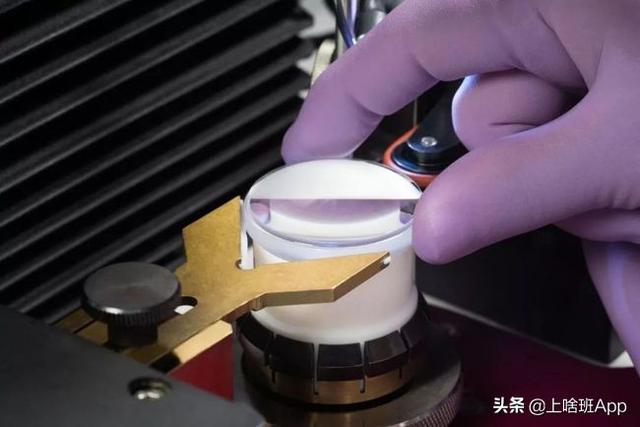 学历不高的女生做什么工作赚钱，学历低挣钱多的工作有哪些？