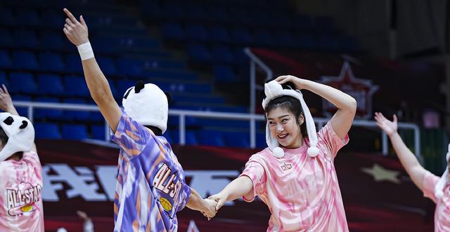 女篮直播中央5台现场直播，中央cctv5今晚篮球比赛直播？
