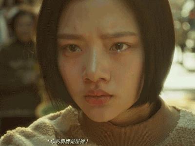 宝妈愿意和别人出轨吗，发现妈妈出轨要不要告诉家里人？