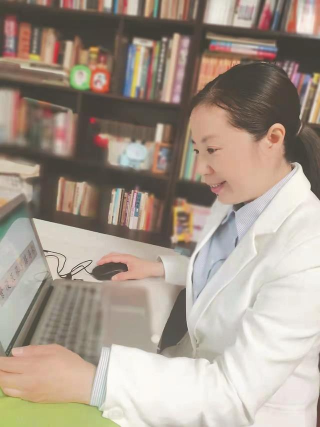 班级小管家体温打卡怎么用，班级小管家小程序怎么使用家长？