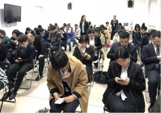 网络与新媒体专业就业方向及前景女生，网络与新媒体专业就业方向及前景如何？
