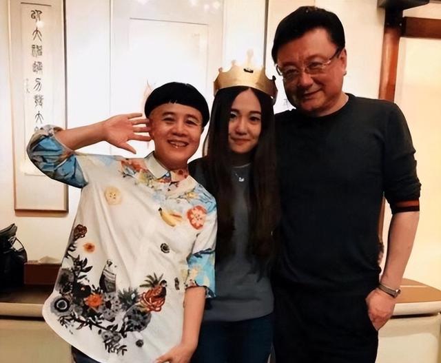 母亲节订婚发朋友圈的句子，妈妈给女儿订婚祝福语？