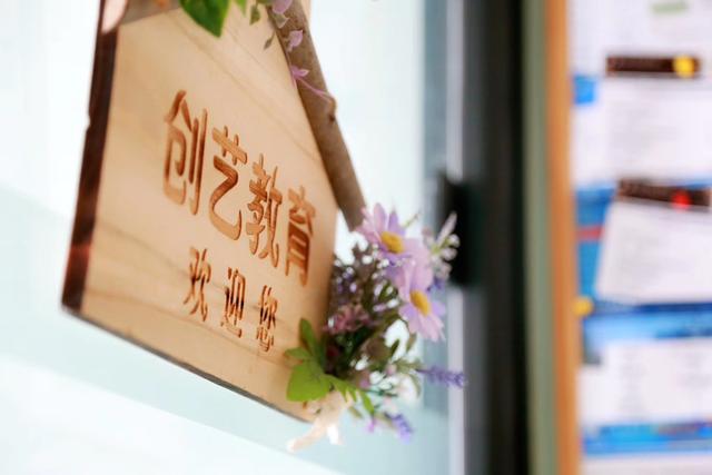 广州播音主持培训哪里好一点（广州播音主持培训哪里好学）