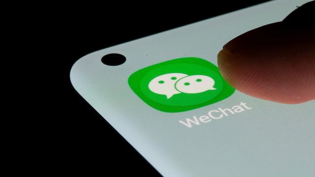 苹果手机显示三天朋友圈怎么设置，苹果微信朋友圈三天设置在哪里