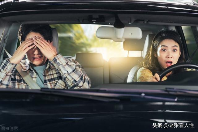 夜晚开大车视频10秒，夜间自己开车短视频15秒以上？