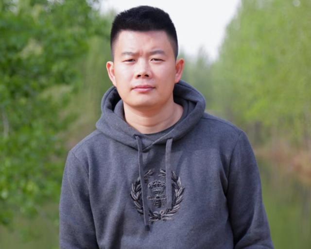 望月直播间旋转木马多少钱，望月直播一个木马多少钱