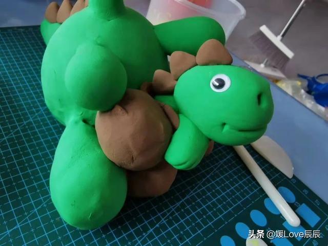 00种简单粘土造型视频（100种简单粘土造型食品）"