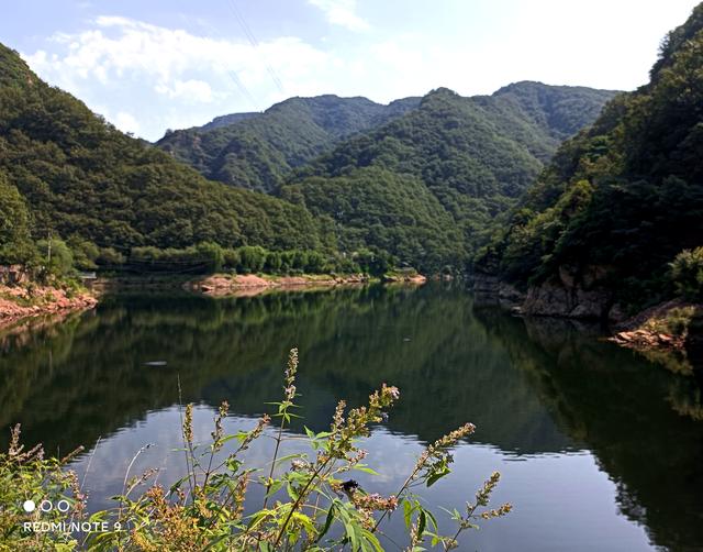 京东大峡谷一日游攻略（京东大峡谷景区介绍）