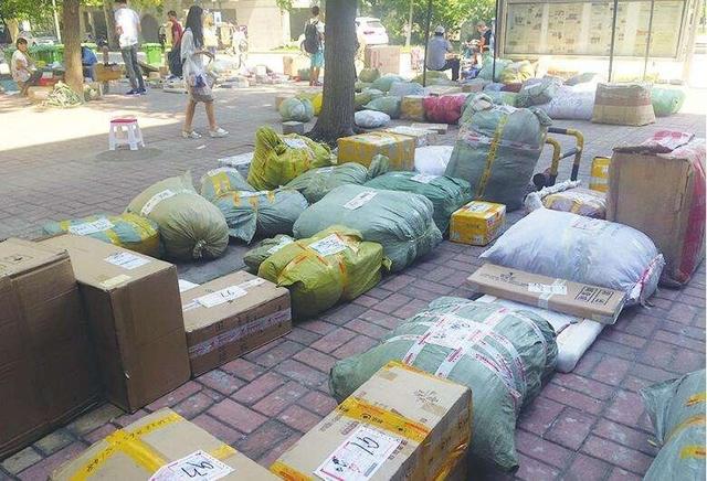 顺丰和京东寄快递哪个便宜，京东快递和顺丰快递哪个便宜点？