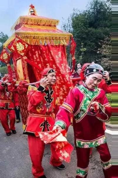 个伴娘红包一般给多少钱合适（4个伴娘红包一般给多少钱呢）"