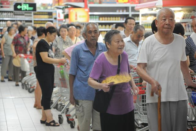 女性创业开什么店好，女人开店适合开什么