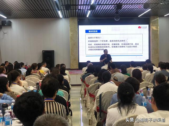 产品销售渠道有哪几种用英语翻译，产品的销售渠道有哪些？