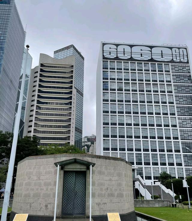 北京做房产销售在哪个区做好，北京房产销售工资高吗？