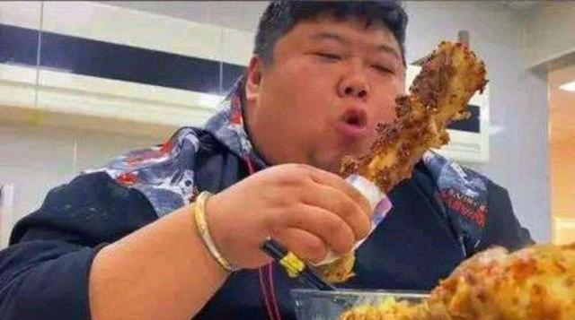 8年属猴的适合做生意吗，68年属猴做什么生意好？"