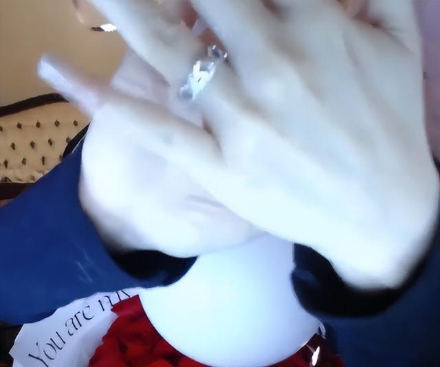 lol姿态在哪直播，英雄联盟姿态直播间？