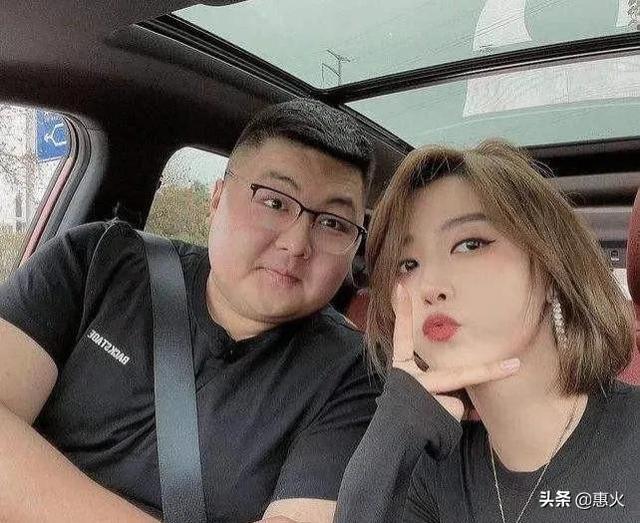 文雅抖音网红不雅视频下载，文雅抖音网红不雅视频在线播放？