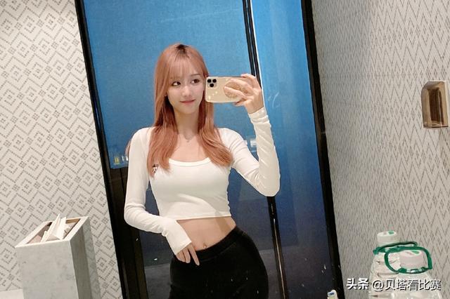 斗鱼南波儿直播间2个男的是谁，斗鱼南波儿是男是女？