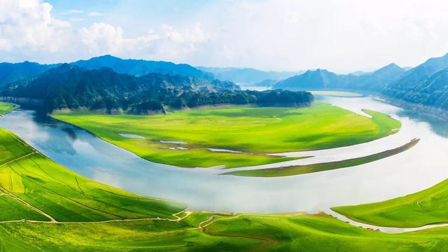 抖音自我介绍怎么写吸引人有趣，抖音自我介绍怎么写吸引人美食？