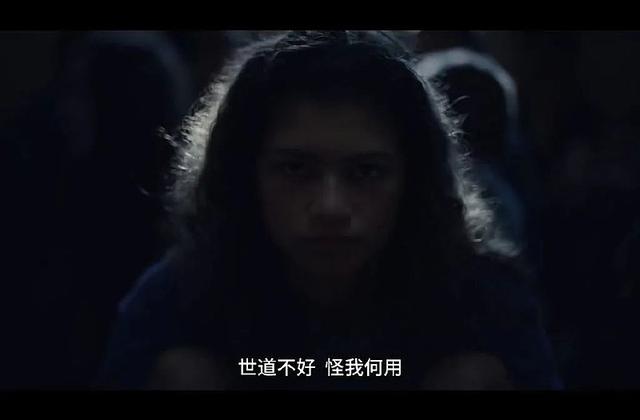 抓马是什么意思，dramatically是什么意思？