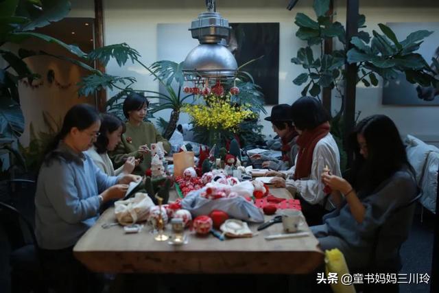 看完这几位妈妈的朋友圈，我心态崩了