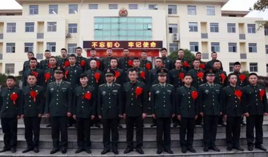 连长工资多少钱一个月2021（武警连长工资多少钱一个月）