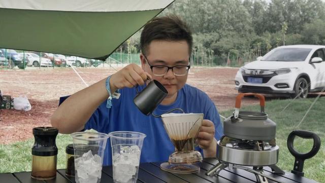 快手看点真能挣钱吗_，快看点快手视频赚钱是真的吗？