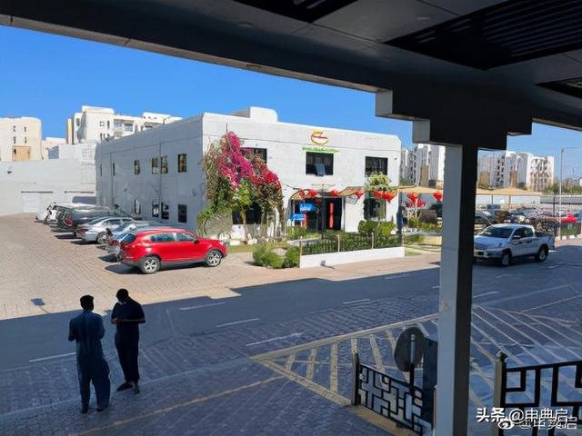 迪拜做什么生意挣钱（迪拜做生意赚钱吗）