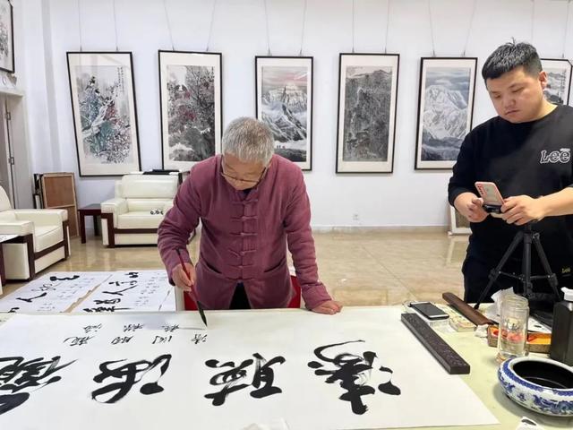 网络买画卖画的骗局（买画卖画平台怎么运作的）