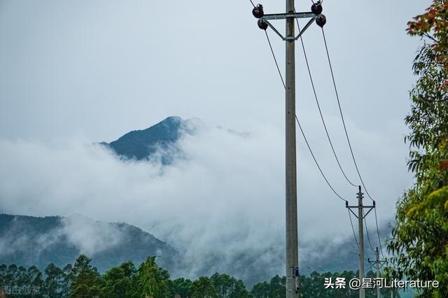 倾盆大雨的说说发朋友圈图片，倾盆大雨的说说发朋友圈图片大全？