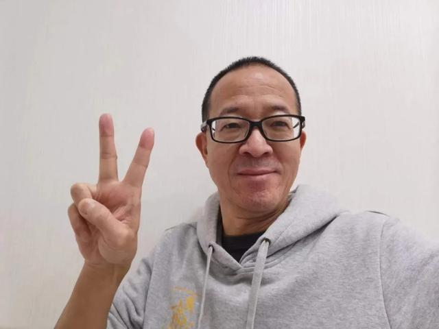 给美发师打广告发朋友圈，发型师怎么发朋友圈叫他们推广？