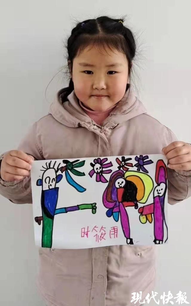 朋友给自己画画朋友圈配文怎么写，朋友给自己画画朋友圈配文搞笑？
