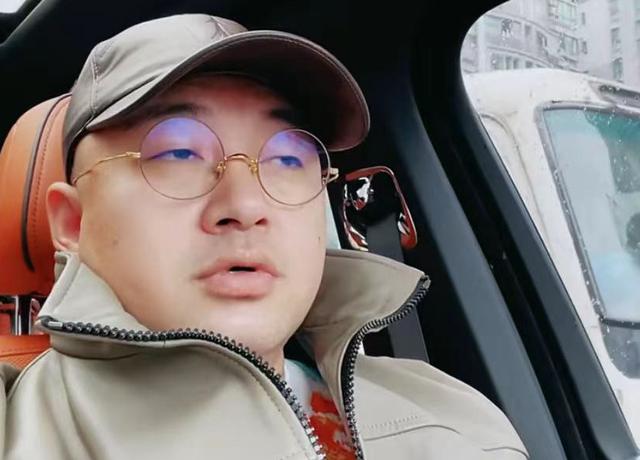 快手主播刘二狗怎么没直播了，刘二狗的快手号封禁了吗？