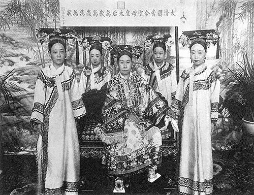 珍妃尸骨照片遗体（珍妃的尸骨照片）