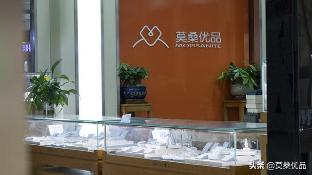 美甲店吸引新客户方案朋友圈，美甲店吸引新客户方案朋友圈怎么发？