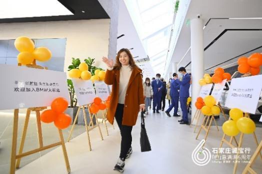 一周年店庆发朋友圈的句子，店庆活动发朋友圈的说说？
