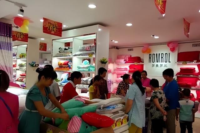 现在开什么网店比较挣钱，现在开什么网店比较挣钱女生？