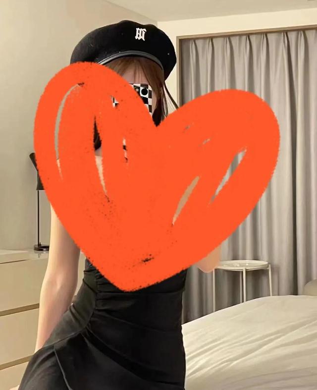 淘宝直播需要哪些设备多少钱，淘宝直播设备全套多少钱啊？