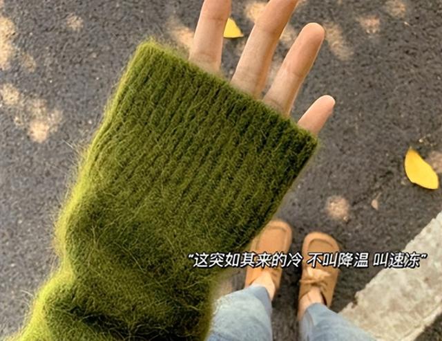 沙雕朋友圈文案搞笑，沙雕朋友圈文案搞笑短句？
