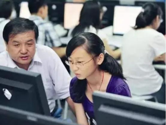 网络与新媒体专业就业方向及前景女生，网络与新媒体专业就业方向及前景如何？